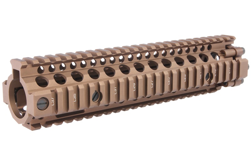 EMG Licensed CNC Daniel Defense 9.5" M4A1 RIS II Airsoft Handguard (Dark Earth)