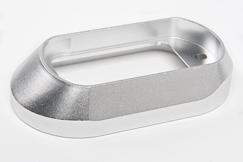 EA Aluminum Magwell for Marui Model 17 / 18C (Silver)