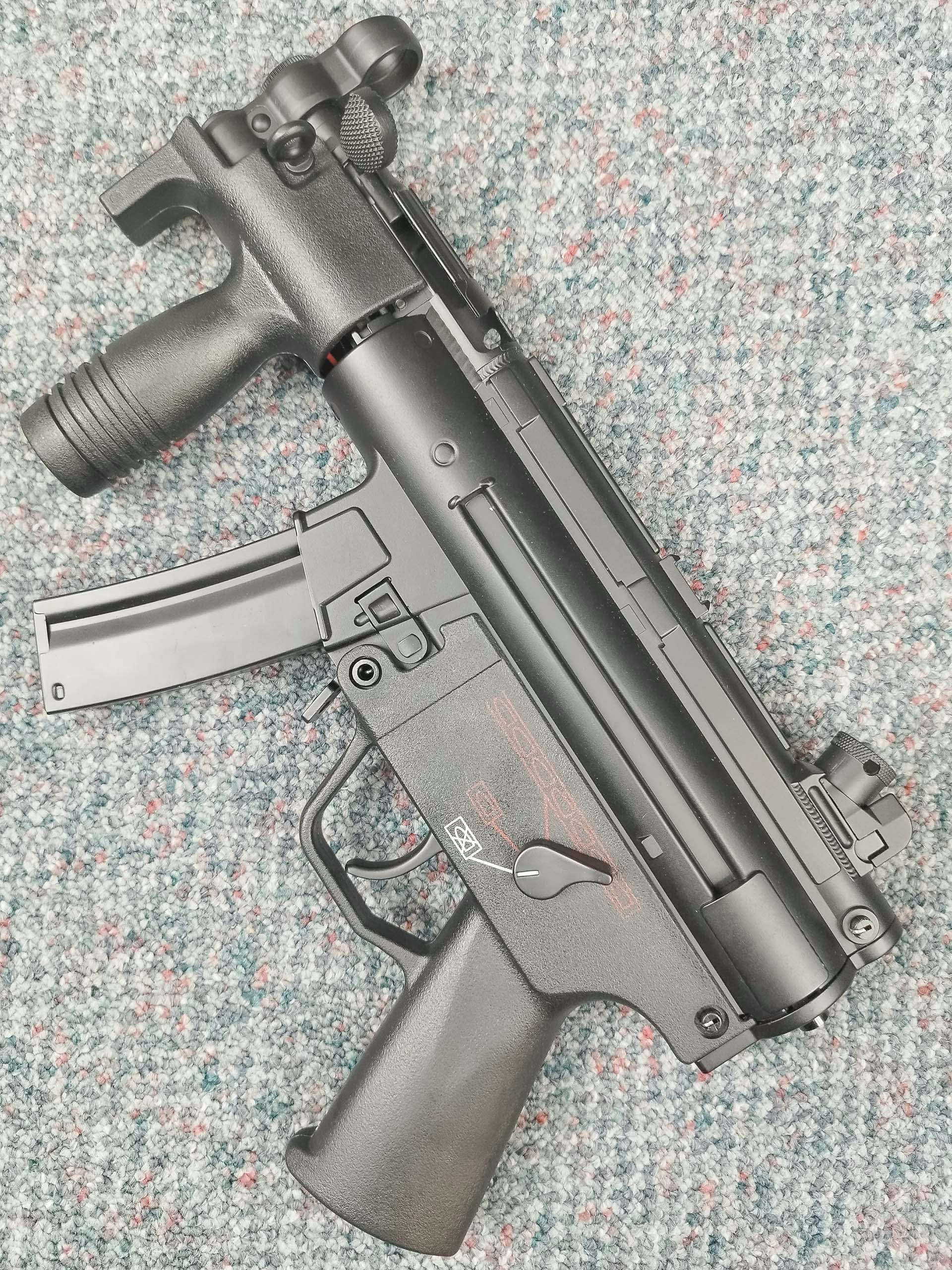CYMA BY-104237 CM.041K SMG-5K AEG