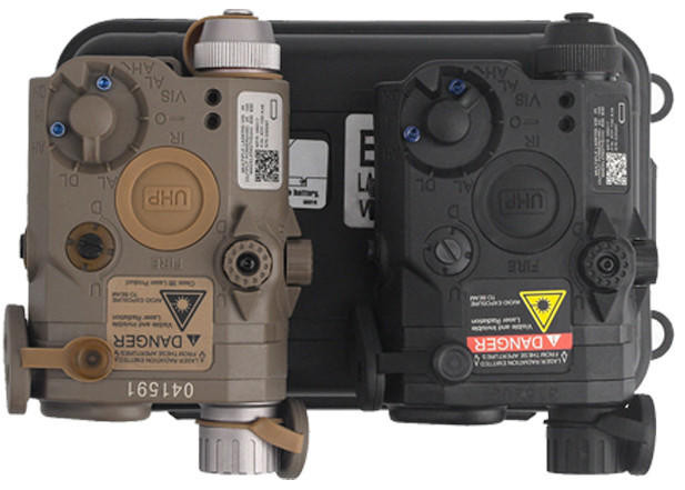 ACW LA-5C Illuminator w/ Flashlight, Visible and IR Green Laser PEQ-15, Black