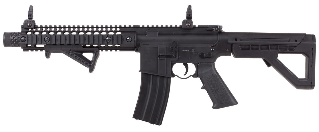 Crosman DPMS SBR Full-Auto 0.177 Cal BB Air Rifle Bundle, Black