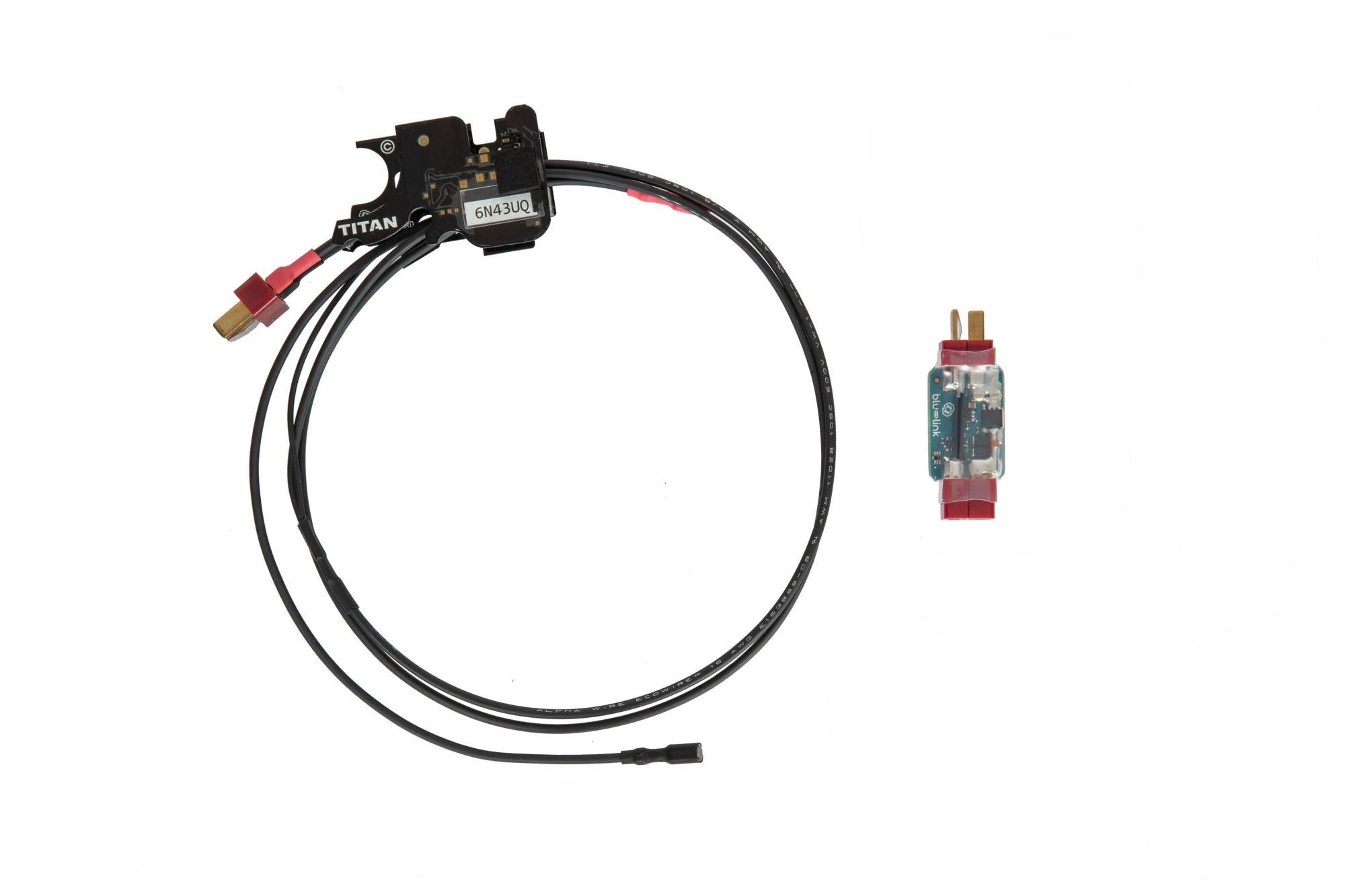 TITAN™ V2 Expert Blu-Set Controller Set [Rear Wired]